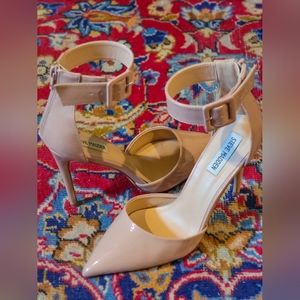 Steve Madden Zane Nude Patent Leather Pointed Toe Ankle Strap Stiletto H…